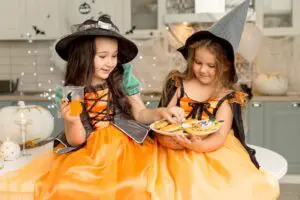 Halloween candy tips from your pediatric dentist can save your child's smile