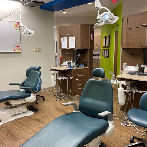 Healthy-Smiles-Childrens-Dentistry-frisco-tx-exam-room